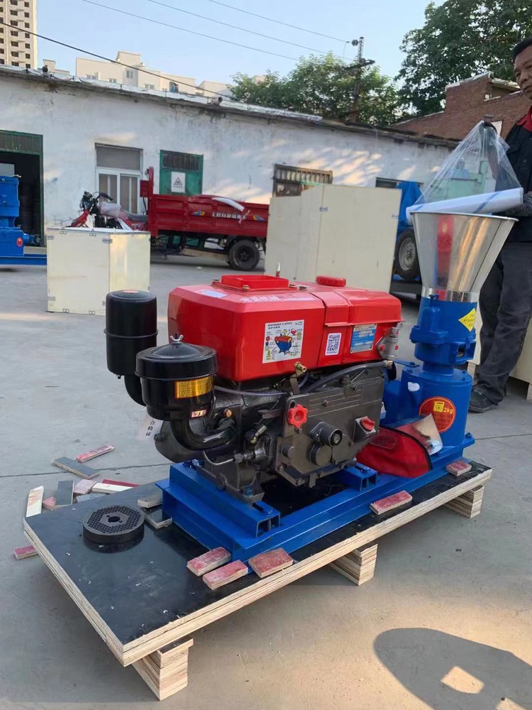 Customizable animal pellet making machine Customizable animal pellet making machine